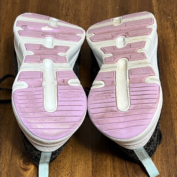 Sketchers Arch Fit Air Cooled Comfy Wave Womens Size 8.5 Black Lavender - Picture 14 of 14